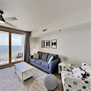 Beach Front - Renovated - Private Balcony - Flpcb43 , Panama City Beach United States