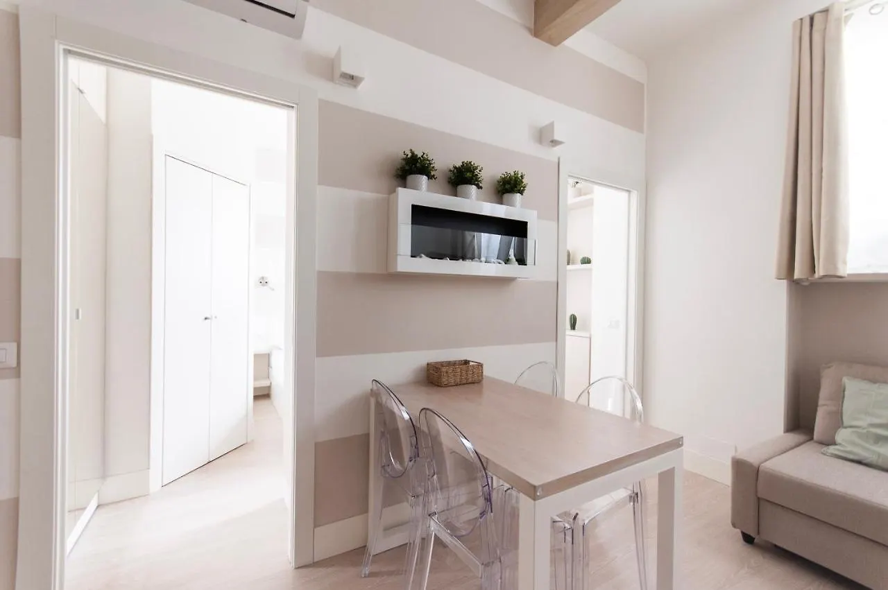 Apartment Casa Mimia Youhosty - Castelfidardo 8 Milan Italy