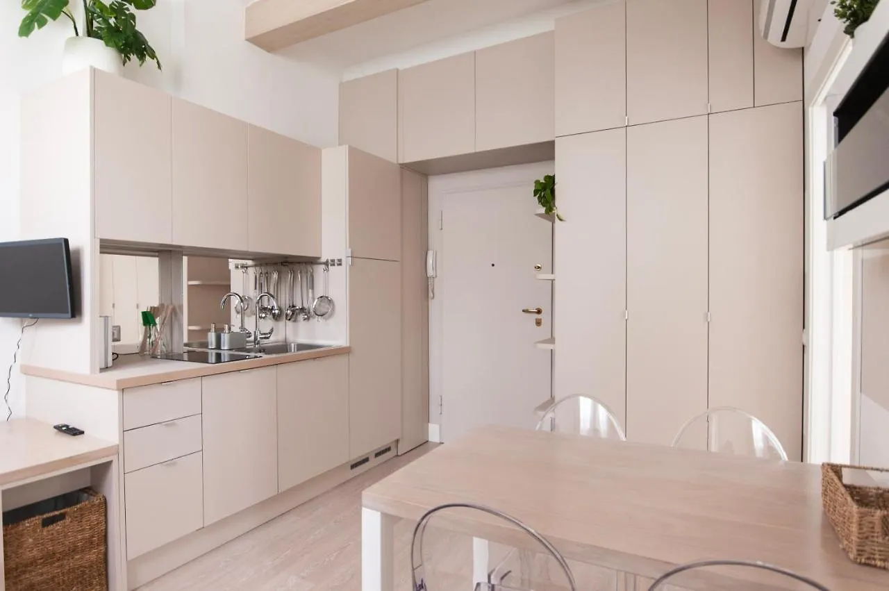 Apartment Casa Mimia Youhosty - Castelfidardo 8 Milan